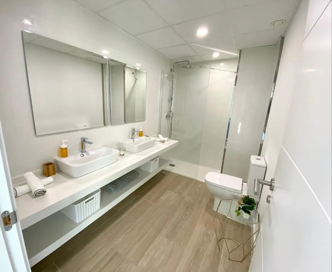 Ferienwohnung Tarifa Cozy House - Modern, Pool, Parking, Wifi,